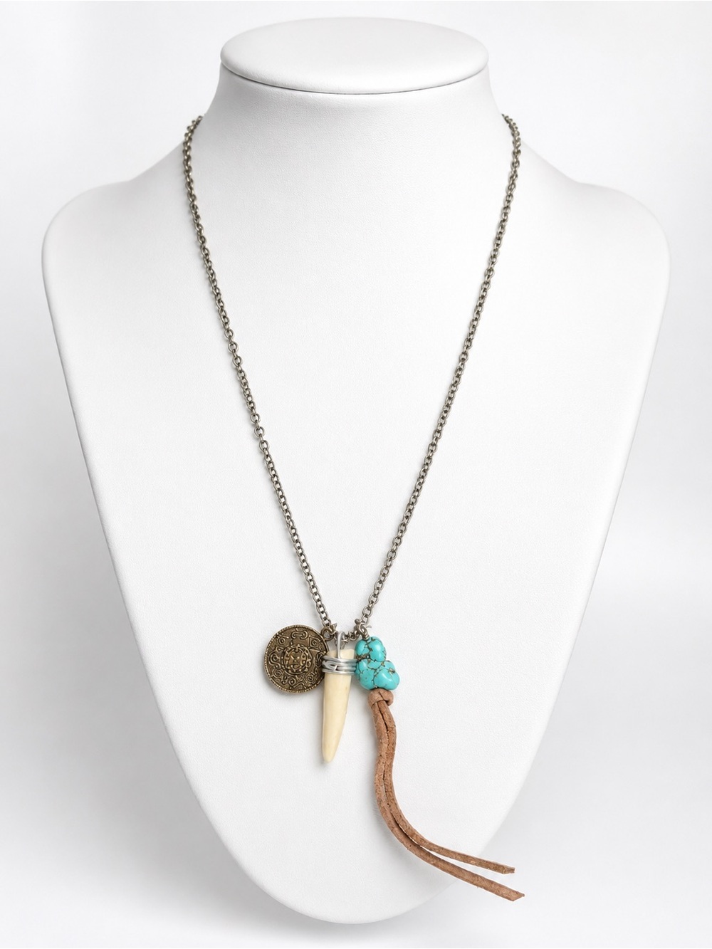 Boho horn and turquoise necklace